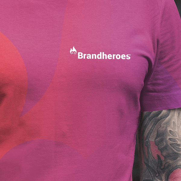 Brandheroes logodesign på t-shirt
